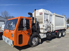 Load image into Gallery viewer, 2007 CCC LOW ENTRY - GARBAGE PACKER