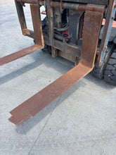 Load image into Gallery viewer, 2006 Linde Forklift H45D
