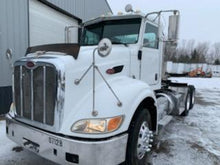 Load image into Gallery viewer, 2008 Peterbilt 384
